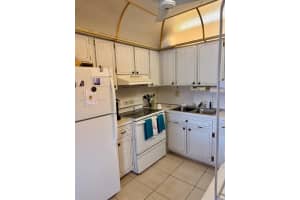 2440 Lake Osborne Dr 207 Lake Worth, FL 33461 - MLS#A11858310