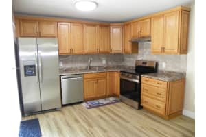 2578 Camelot Ct, Cooper City