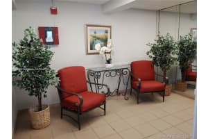 6424 Collins Ave A-404 Miami Beach, FL 33141 - MLS#A11858313