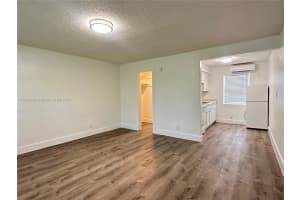 1821 Thomas St 11 Hollywood, FL 33020 - MLS#A11858326