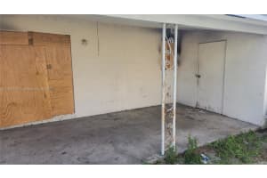 917 W 2nd St, Riviera Beach