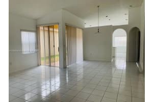 2978 Nw 99th Ct 2978 Doral, FL 33172 - MLS#A11858332