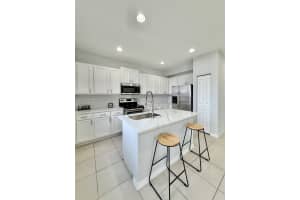 1047 NW 33rd Mnr, Pompano Beach, FL 33064 - MLS#A11858342