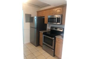 560 NW 114th Ave 203, Sweetwater, FL 33172 - MLS#A11858447