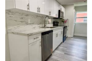 2051 Nw 28th Ter Fort Lauderdale, FL 33311 - MLS#A11858449