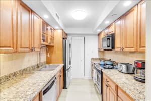 3000 N Ocean Dr 3b Singer Island, FL 33404 - MLS#A11858456