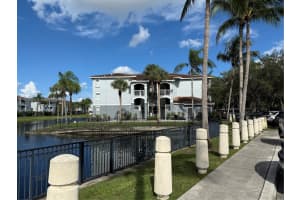 9625 NW 1st Ct 11-303, Pembroke Pines, FL 33024 - MLS#A11858458