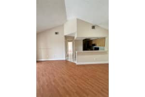 18830 NW 57th Ave 301, Hialeah, FL 33015 - MLS#A11858481