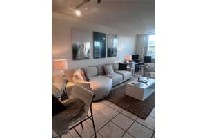 806 E Windward Way 209, Lantana, FL 33462 - MLS#A11858516