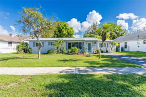 12421 Sw 1st Ct, Plantation