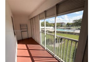 151 Sw 135th Ter 212t Pembroke Pines, FL 33027 - MLS#A11858617