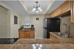 1333 E Hallandale Beach Blvd 112 Hallandale Beach, FL 33009 - MLS#A11858634