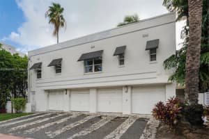 4017 N Meridian Ave 4017 Miami Beach, FL 33140 - MLS#A11858663