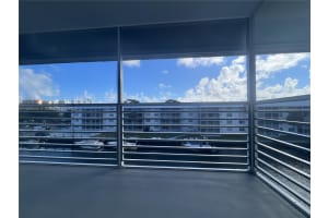 3750 Ne 170th St 400 North Miami Beach, FL 33160 - MLS#A11858685