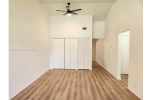 21127 NE 5th Pl, Miami, FL 33179 - MLS#A11858687