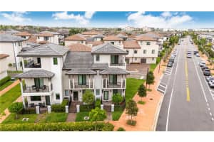 4413 Nw 83rd Path 1 Doral, FL 33166 - MLS#A11858695