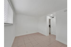 14190 W Dixie Hwy 19 North Miami, FL 33161 - MLS#A11858702