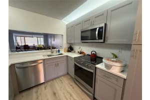 10706 W Clairmont Cir 110 Tamarac, FL 33321 - MLS#A11858711
