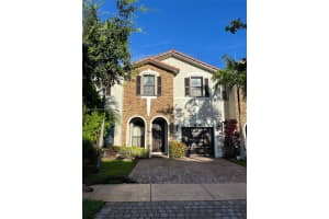 3178 Nw 103rd Pl, Doral