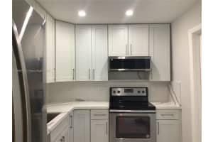 4401 NW 41st St 109, Lauderdale Lakes, FL 33319 - MLS#A11858747