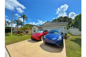2411 NW 184th Ter, Pembroke Pines, FL 33029 - MLS#A11858770