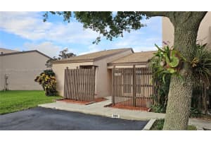 1189 NW 122nd Ter, Pembroke Pines, FL 33026 - MLS#A11858774