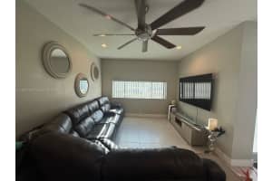 14 SW 7th Ave, Dania Beach, FL 33004 - MLS#A11858794