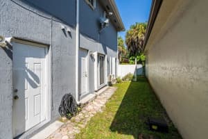 15251 Nw 89th Ave B Miami Lakes, FL 33018 - MLS#A11858812