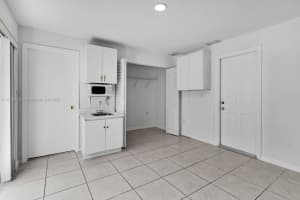 15251 Nw 89th Ave B Miami Lakes, FL 33018 - MLS#A11858812