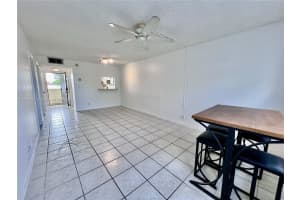 220 Sw 9th Ave 209 Hallandale Beach, FL 33009 - MLS#A11858827