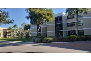16100 Golf Club Rd 101, Weston