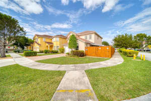 16403 SW 79th Ln 16403, Miami, FL 33193 - MLS#A11858850