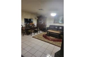 10877 Nw 8th St 10877, Pembroke Pines