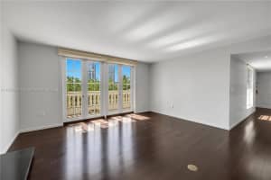243 Meridian Ave 211 Miami Beach, FL 33139 - MLS#A11858954