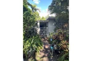 10536 Ne 3rd Ave Miami Shores, FL 33138 - MLS#A11858955