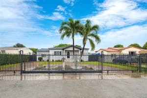941 Nw 40th Ave, Miami