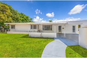 1700 N Treasure Dr North Bay Village, FL 33141 - MLS#A11859011