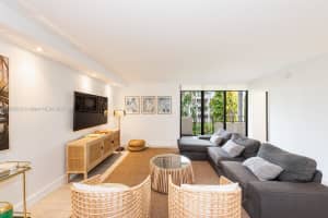 181 Crandon Blvd 306 Key Biscayne, FL 33149 - MLS#A11859012