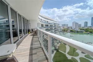 900 Bay Dr 914, Miami Beach