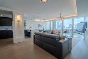 900 Bay Dr 914 Miami Beach, FL 33141 - MLS#A11859013