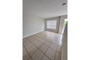 4605 NW 9th Dr 4605, Plantation, FL 33317 - MLS#A11859037