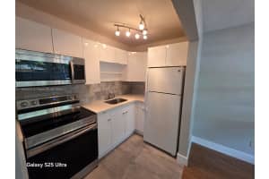 4732 SW 33rd Ave 104, Dania Beach, FL 33312 - MLS#A11859052