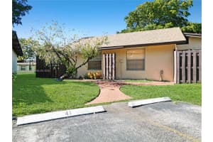 114 Essex Rd 1-36, Hollywood