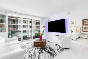 6917 Collins Ave APT 906, Miami Beach, FL 33141, - MLS#A11859077