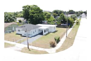 10490 Sw 173rd Ter, Miami