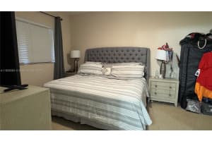 1121 Vermilion Dr West Palm Beach, FL 33461 - MLS#A11859093