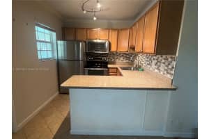 2660 Ne 8th Ave 201 Wilton Manors, FL 33334 - MLS#A11859139