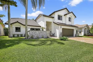 1154 Laguna Springs Dr, Weston, FL 33326 - MLS#A11859152