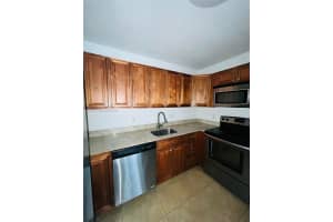 7701 SW 10th Ct B, North Lauderdale, FL 33068 - MLS#A11859178