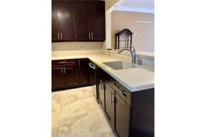 1400 NE 191st St 105, Miami, FL 33179 - MLS#A11859186